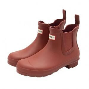 NEW HUNTER women's original chelsea boots in military red
